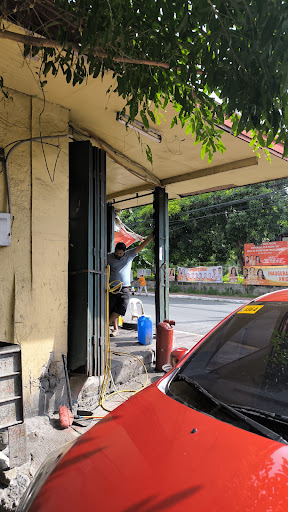 Vulcanizing shop